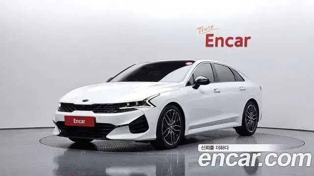 Kia K5 2020 — ფოტო 7/20