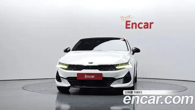 Kia K5 2020 — ფოტო 9/20