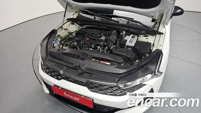 Kia K5 2020 — ფოტო 12/20