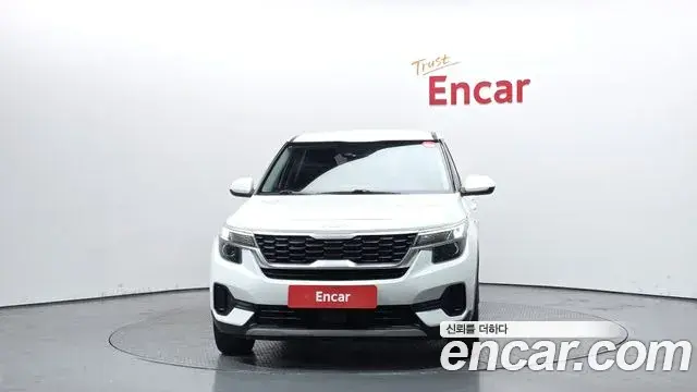 Kia Seltos 2021 — Photo 5/20