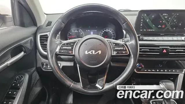 Kia Seltos 2021 — Photo 1/20