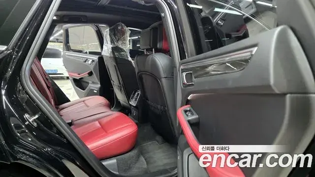 Porsche Macan 2022 — Şəkil 16/20