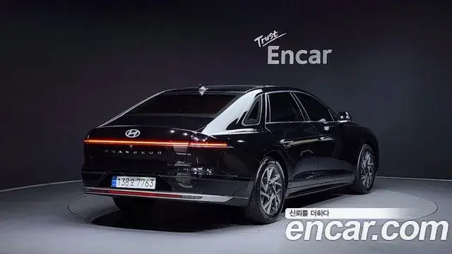 Hyundai Grandeur Hybrid 2022 — Photo 20/20