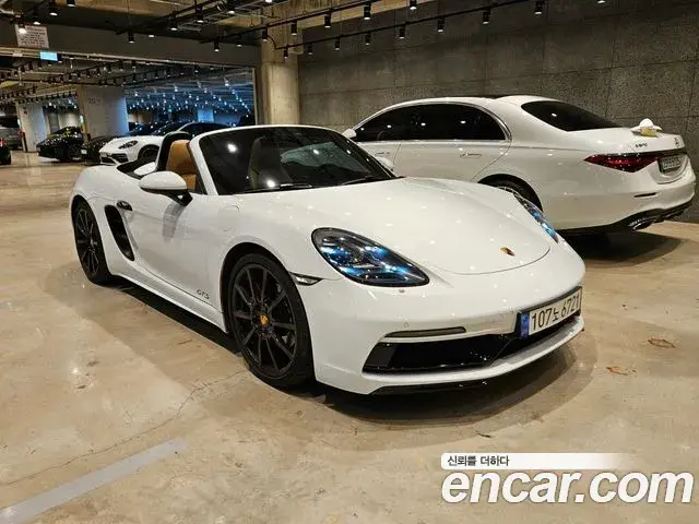 Porsche 718 Boxster 2019 — Photo 2/20