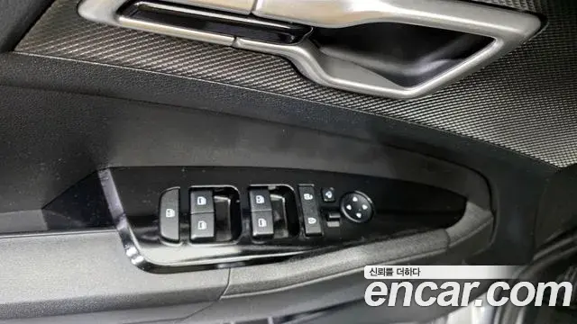 Kia Sportage 2021 — Photo 3/20