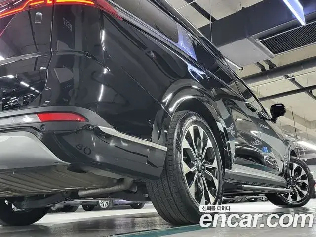 Kia Carnival 2021 — Photo 17/20