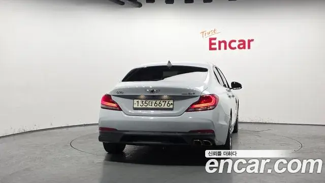 Genesis G70 2018 — Şəkil 8/20