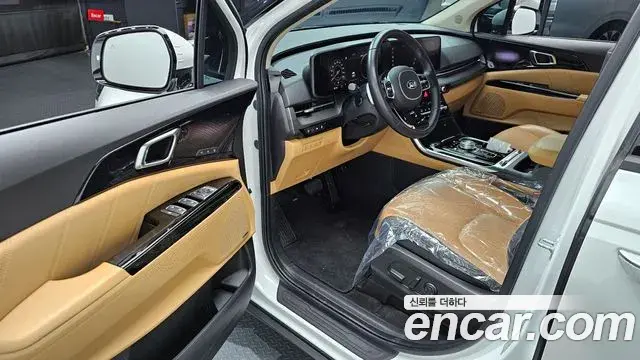 Kia Carnival 2021 — Şəkil 8/20