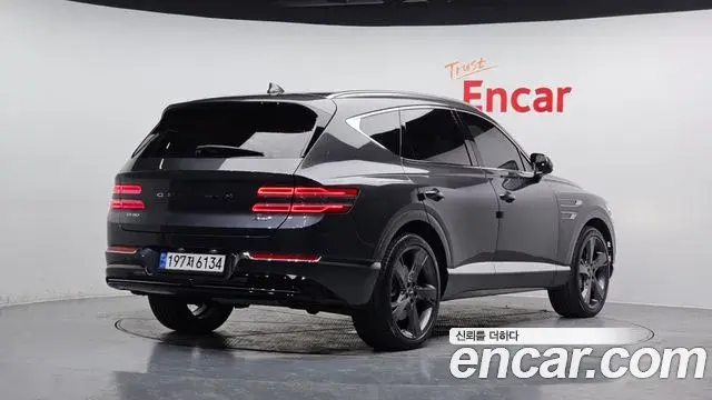 Genesis GV80 2022 — ფოტო 8/20