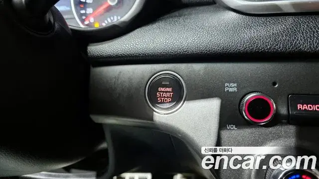 Kia Sportage The Bold 2019 — Şəkil 17/20