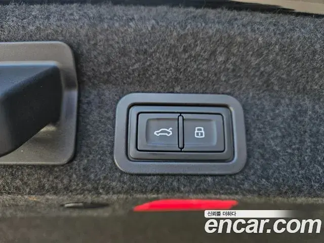 Audi A6 2023 — Photo 6/20