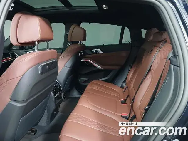 BMW X6 2025 — Photo 15/20