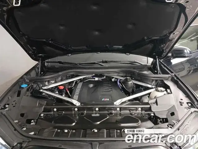 BMW X6 2025 — Photo 6/20