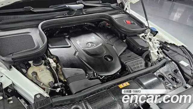 Mercedes-Benz GLS-Class 2020 — Фото 5/20