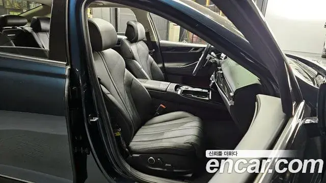 Genesis G80 2022 — ფოტო 15/20