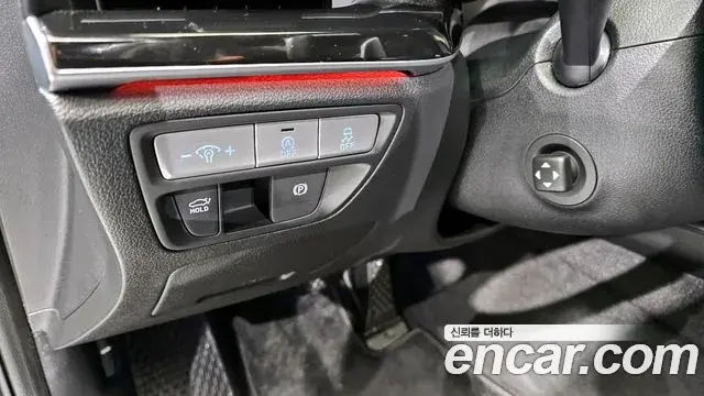 Genesis G80 2022 — ფოტო 18/20