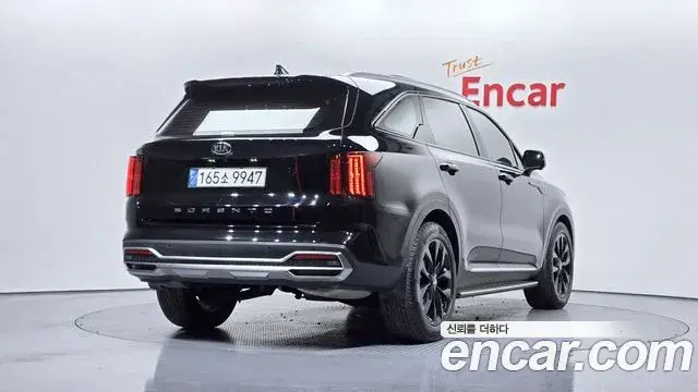 Kia Sorento 2020 — Фото 2/20