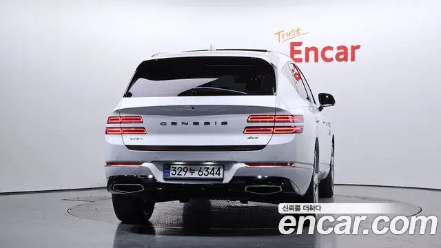 Genesis GV80 2020 — ფოტო 13/20