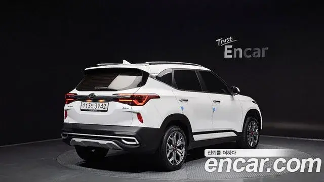 Kia Seltos 2020 — Photo 6/20