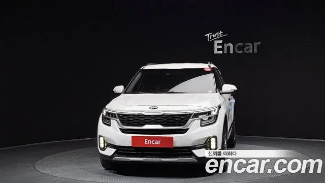 Kia Seltos 2020 — Photo 2/20