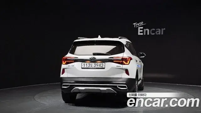 Kia Seltos 2020 — Photo 3/20