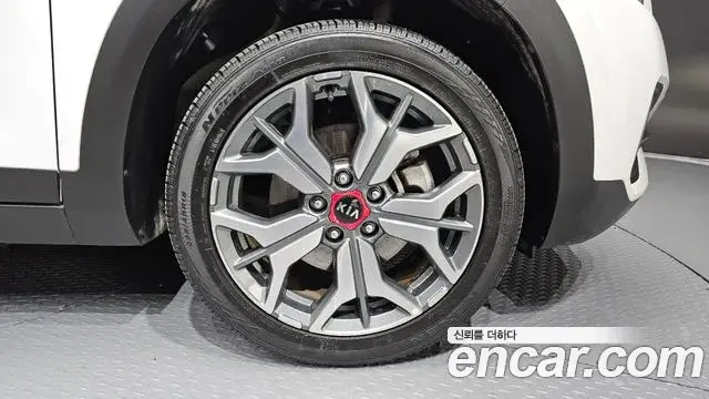 Kia Seltos 2020 — Photo 5/20