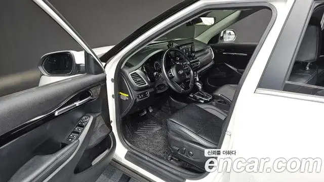 Kia Seltos 2020 — Photo 9/20