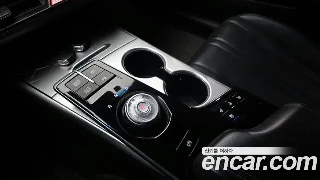 Kia K8 2021 — ფოტო 11/20