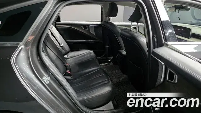 Kia K8 2021 — ფოტო 4/20
