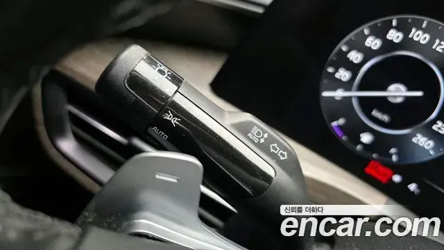 Kia K8 2021 — ფოტო 10/20
