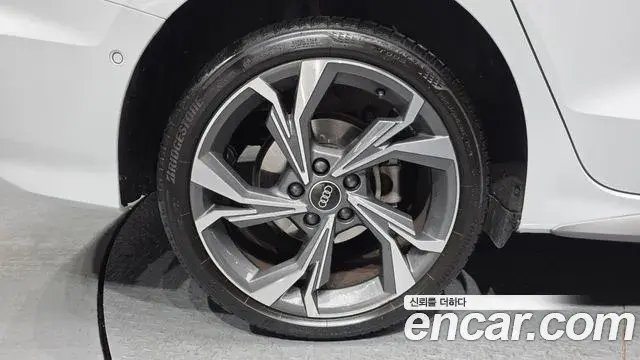 Audi A3 2022 — Photo 14/20
