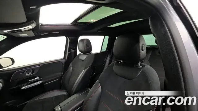 Mercedes-Benz GLB-Class 2022 — ფოტო 2/20
