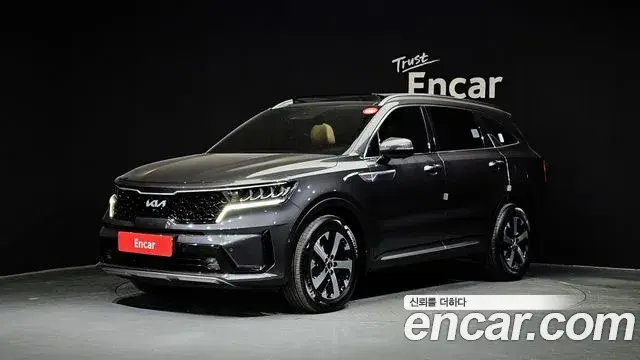 Kia Sorento 2021 — Фото 1/20