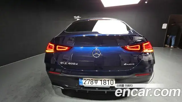 Mercedes-Benz GLE-Class 2022 — ფოტო 3/20