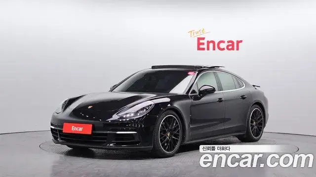 Porsche Panamera 2018 — Photo 8/20