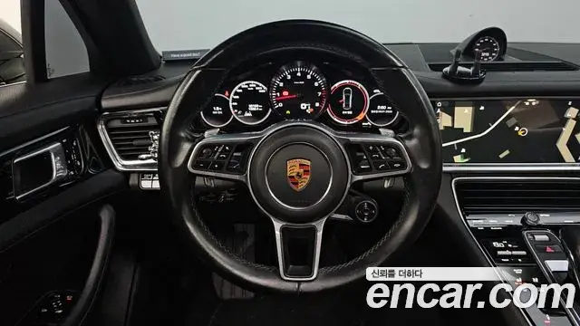 Porsche Panamera 2018 — Photo 10/20