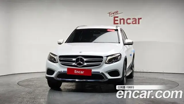 Mercedes-Benz GLC-Class 2019 — ფოტო 6/20