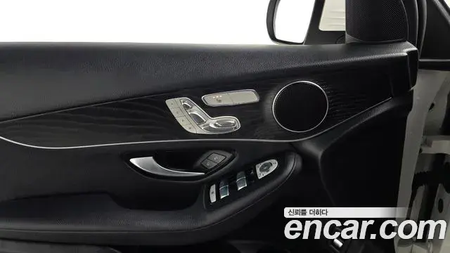 Mercedes-Benz GLC-Class 2019 — ფოტო 19/20