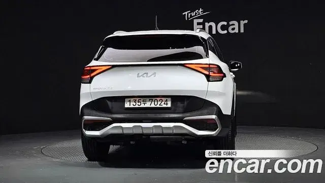Kia Sportage 2022 — Фото 4/20