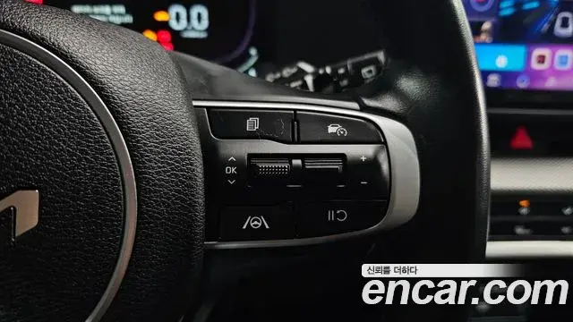 Kia Sportage 2022 — Фото 18/20