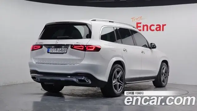 Mercedes-Benz GLS-Class 2022 — Photo 11/20