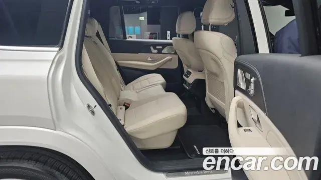 Mercedes-Benz GLS-Class 2022 — Photo 20/20
