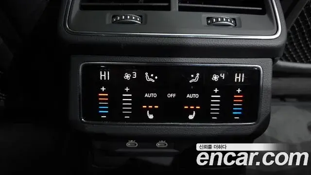 Audi A6 2022 — ფოტო 14/20