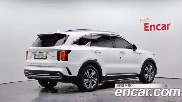 Kia Sorento 2021 — Photo 19/20