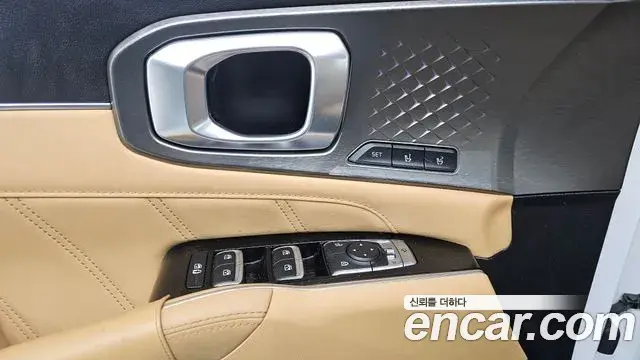 Kia Sorento 2021 — Photo 18/20
