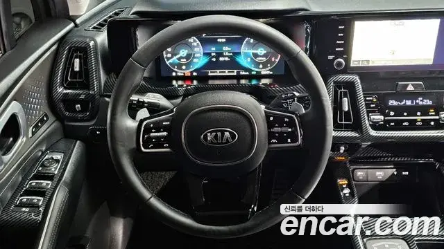 Kia Sorento 2021 — Фото 14/20