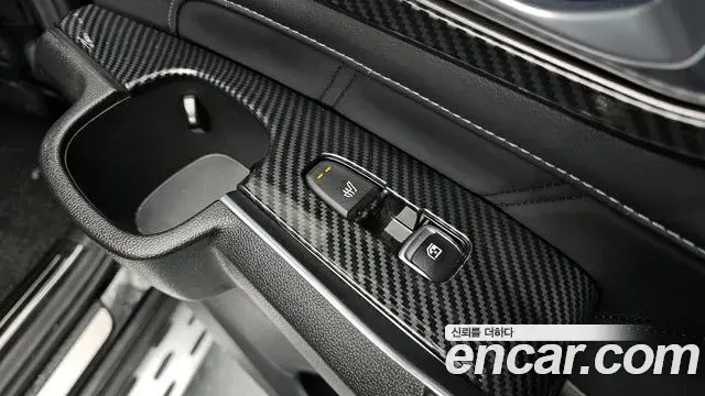 Kia Sorento 2021 — Фото 19/20