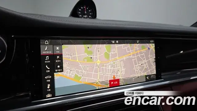 Porsche Panamera 2018 — Şəkil 4/20