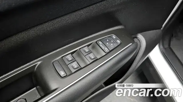 Renault Samsung QM6 2023 — Фото 17/20