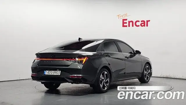 Hyundai The New Avante Hybrid 2021 — ფოტო 14/20